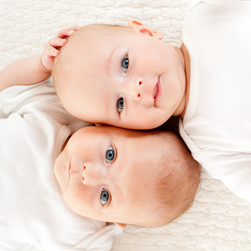 Babies Laying Head to Head 1 Babies Laying Head to Head 1